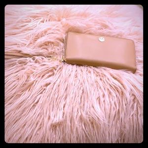 Tory Burch Wallet/Clutch